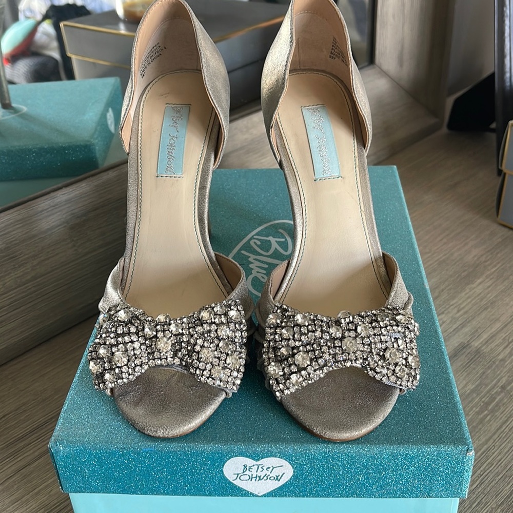 Betsey Johnson Heels 👠